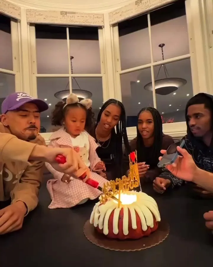 Diddy s Kids Sing Happy Birthday to Him Over the Phone While He Awaits Trial in Prison 643