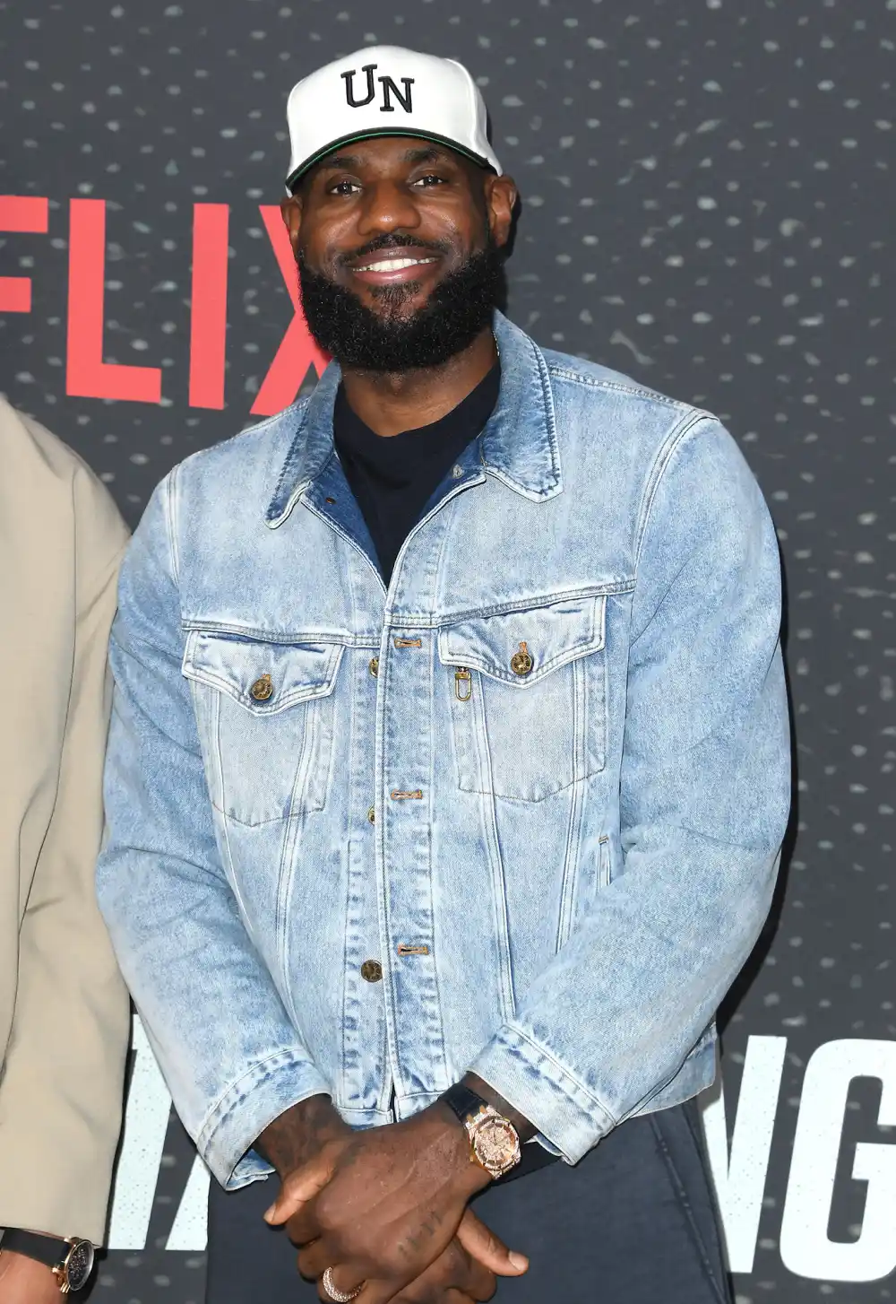 Dodgers Freddie Freeman Chides LeBron James for Spelling His Name Wrong