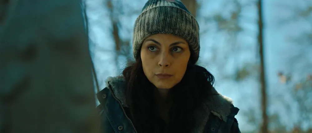 Elevation Star Morena Baccarin s Post Apocalyptic Must Haves Include Husband Ben McKenzie 0377