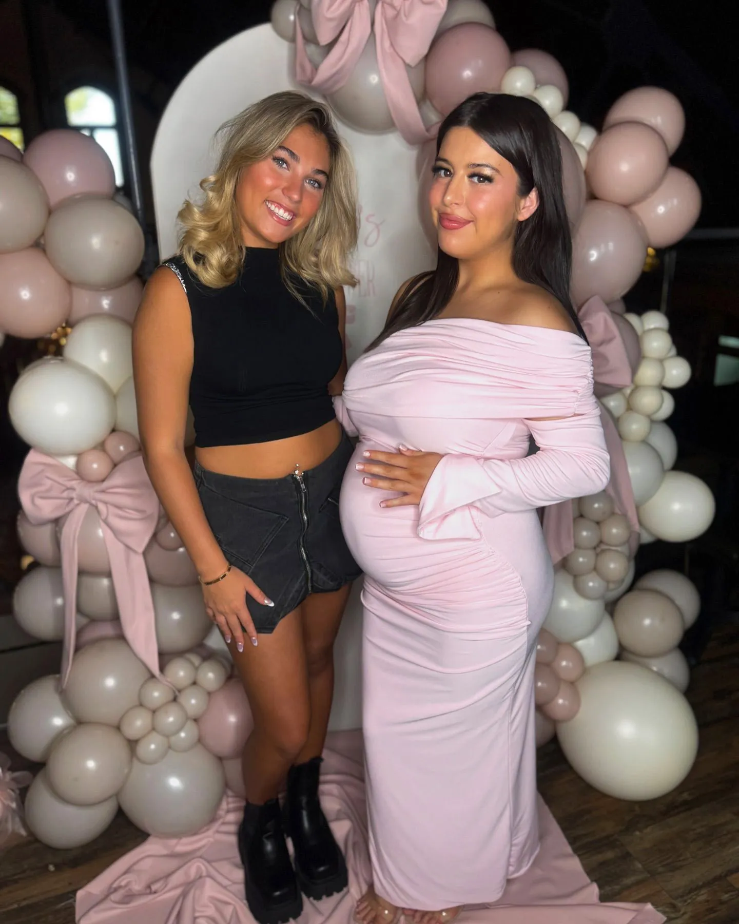 Ellen Stars Sophia Grace Brownlee and Rosie McClelland Recreate Super Bass