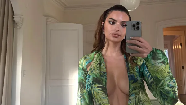 Emily Ratajkowski Channels Jennifer Lopez in Green Versace Dress