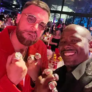 Every Celebrity Who Has Tried Taylor Swifts Cooking From Channing Tatum to the Kansas City Chiefs