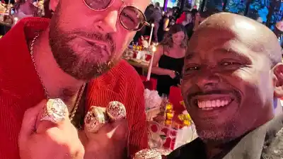 Every Celebrity Who Has Tried Taylor Swifts Cooking From Channing Tatum to the Kansas City Chiefs