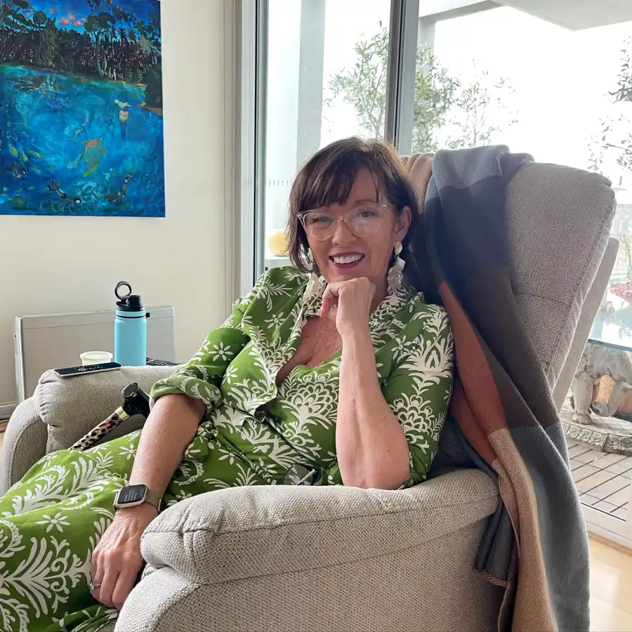 Fiona Macdonald Celebrities and Social Media Stars Who Announced Their Deaths