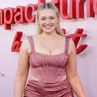 Iskra Lawrence