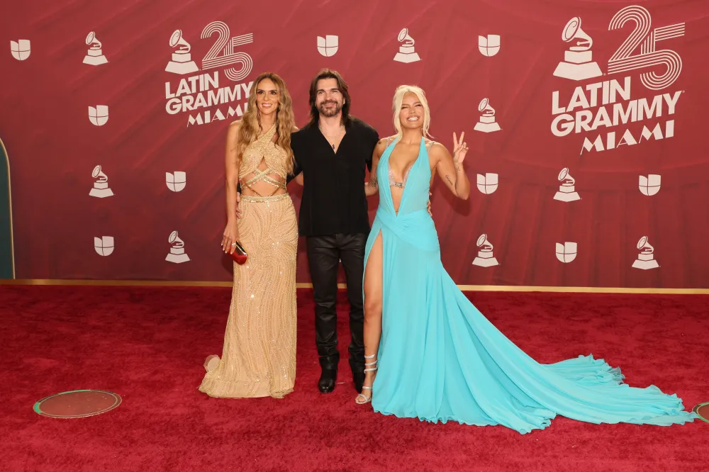 Karen Mart&iacute;nez, Juanes y Karol G.