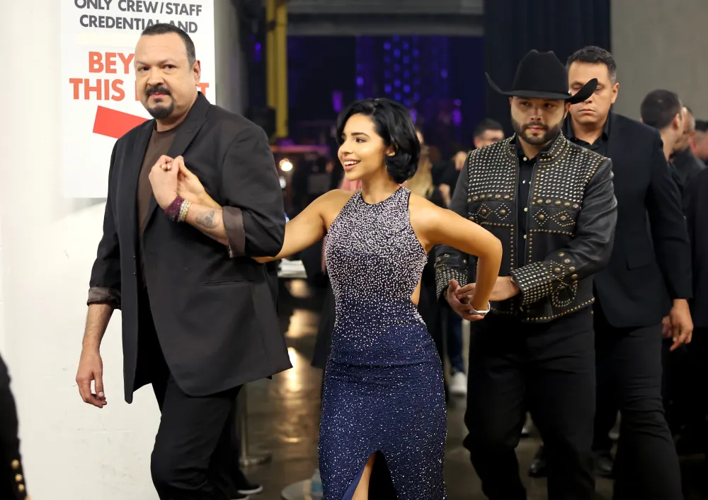 Leonardo Aguilar, &Aacute;ngela Aguilar y Pepe Aguilar.
