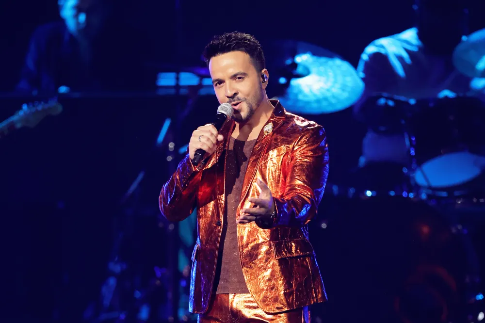 Luis Fonsi.