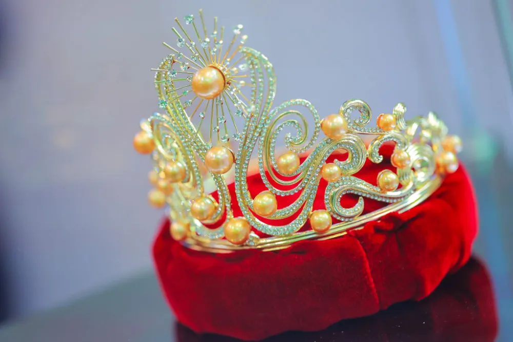 Corona Miss Universo 2024