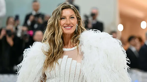 Brazilian model Gisele Bundchen arrives for the 2023 Met Gala at the Metropolitan Museum of Art on May 1, 2023, in New York. - The Gala raises money for the Metropolitan Museum of Art's Costume Institute. The Gala's 2023 theme is "Karl Lagerfeld: A Line of Beauty." (Photo by Angela WEISS / AFP) (Photo by ANGELA WEISS/AFP via Getty Images)