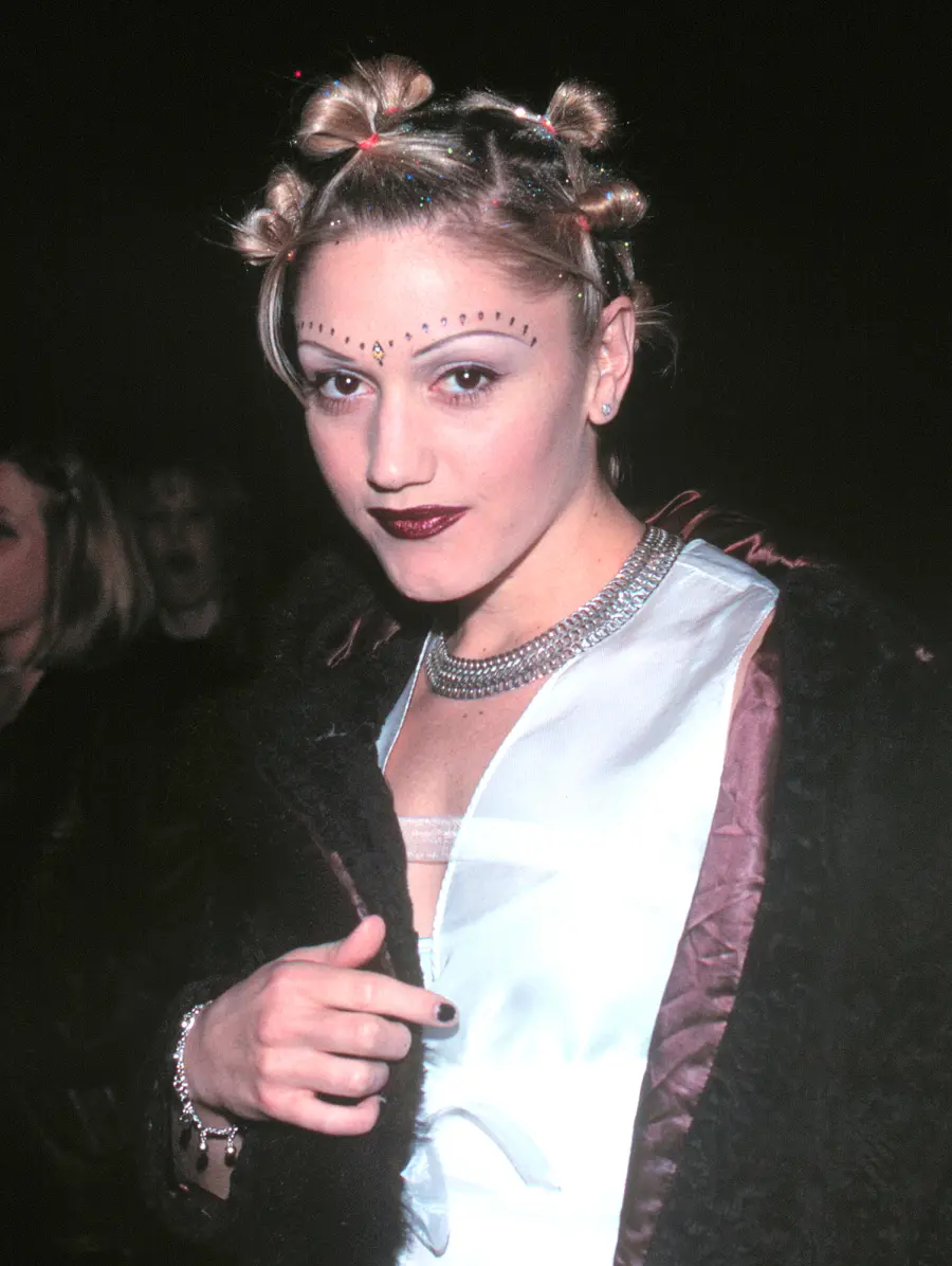 1998 Gwen Stefani’s Most Memorable Throwback Looks