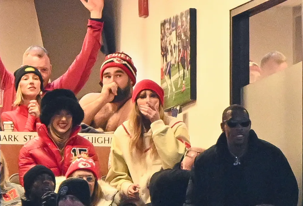 Inside Jason Kelce Bond With Taylor Swift
