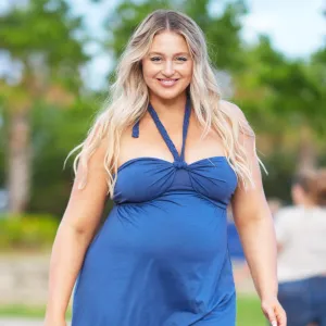 Iskra Lawrence Explains Why She Says Baby No 2 Offered Her a Redemption Birth