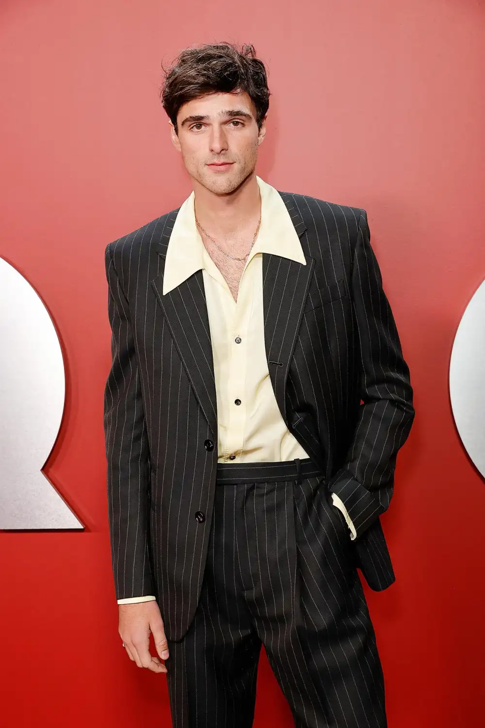 Jacob Elordi Is Nearly Unrecognizable With a Full Beard See the Jaw Dropping Photo 766