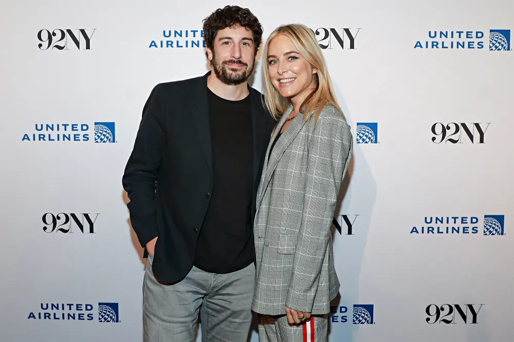 Jason Biggs and Wife Jenny Mollen Put Their Spousal Knowledge to the Test After 16 Years of Marriage