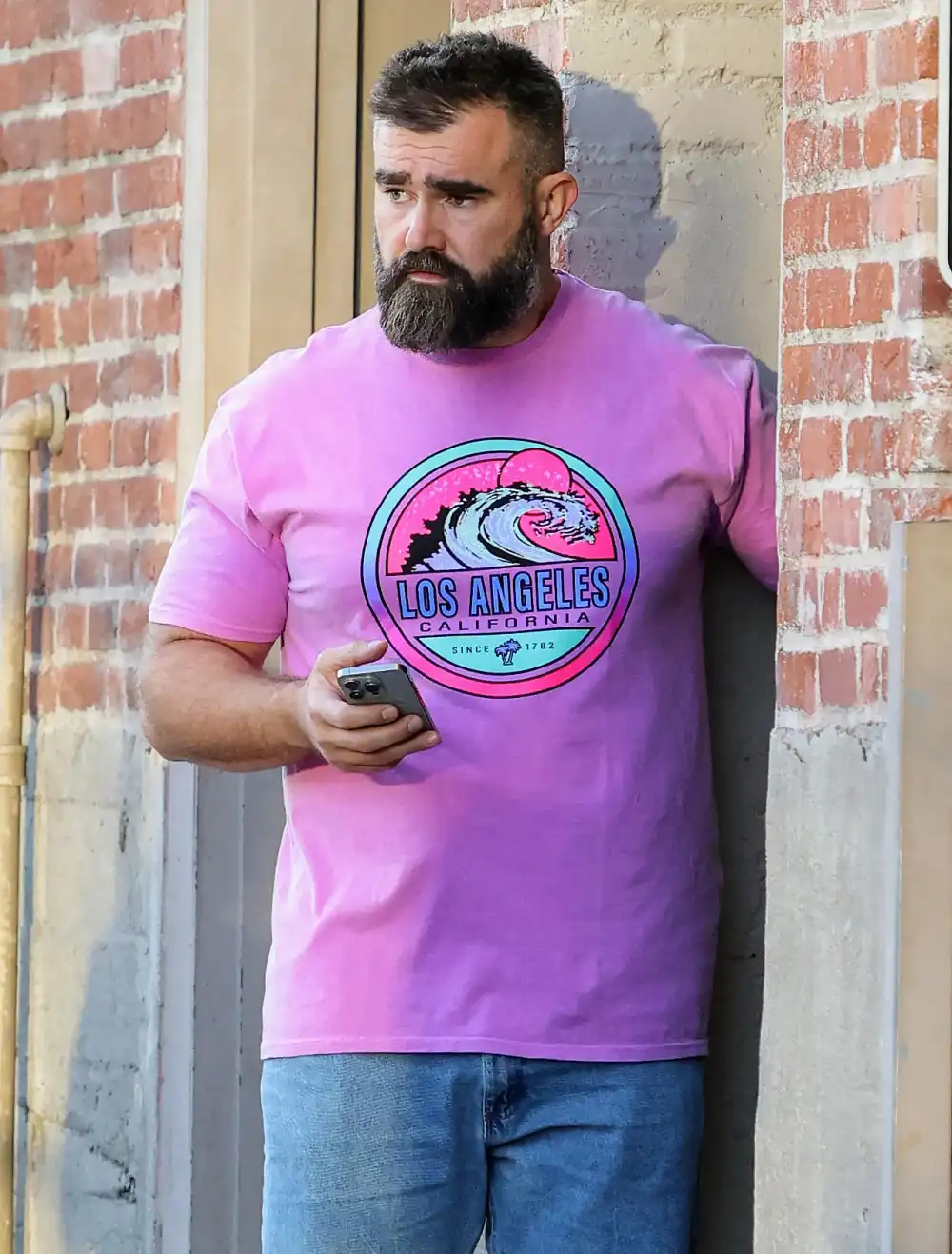 Jason Kelce Heckled by Screaming Fans for Not Signing Autographs