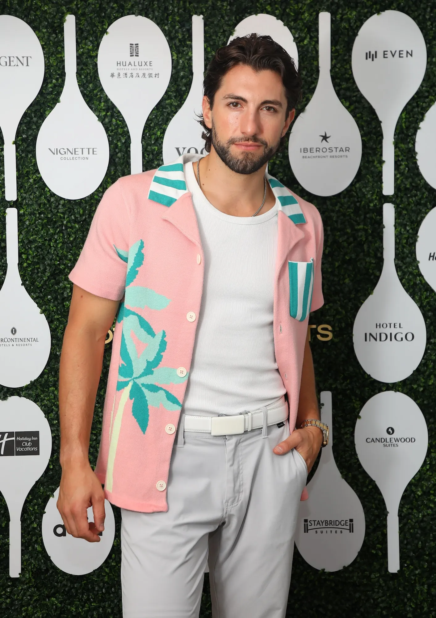 Jason Tartick Finds Neighbor Bleeding After Fall