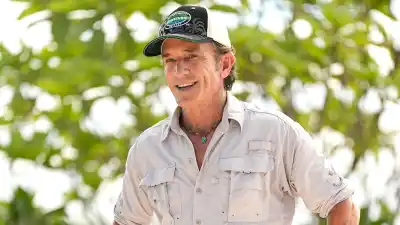 Jeff Probst Weighs In on Survivor Dietary Restrictions