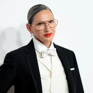 Jenna Lyons Must Have Lip Color Is Under 20 for Black Friday 775