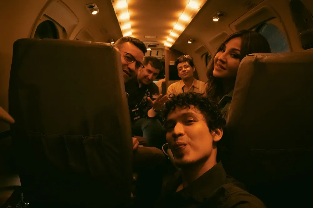 Jenni la nueva cinta de Vix