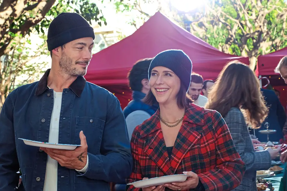 Jennifer Love Hewitt on Learning to Make Magic After Her Mother Death