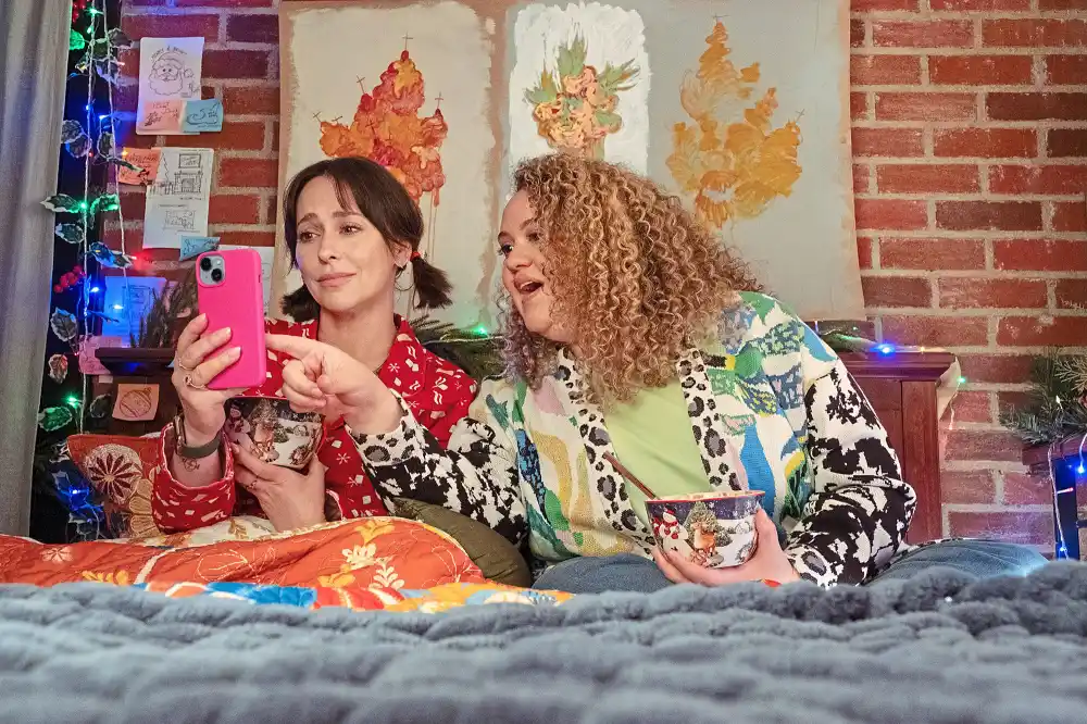 Jennifer Love Hewitt on Learning to Make Magic After Her Mother Death