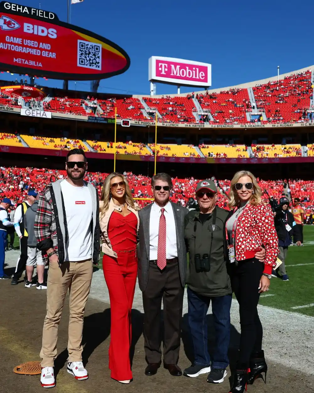 KC Chiefs Heiress Gracie Hunt Hits Sidelines With Boyfriend Cody Keith