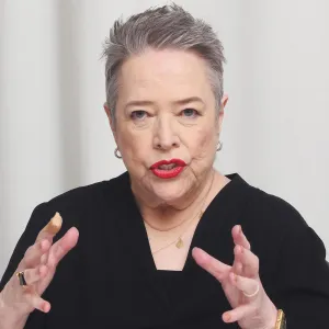 Kathy Bates Says Her Breasts Were 10 Lbs When Removed During Cancer