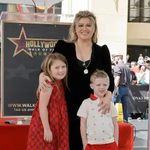 Kelly Clarkson s kids don t want her dating after Brandon Blackstock divorce