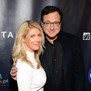 Kelly Rizzo Details Last Thanksgiving With Bob Saget and His Hilarious Cooking Traditions 702