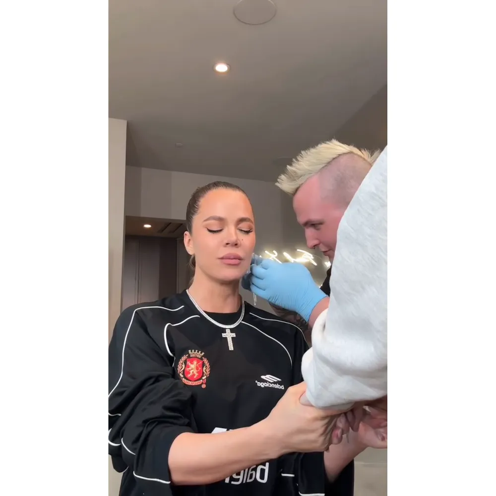 Khloe Kardashian Shows Off Glazed Hair After Getting a 2nd PIercing