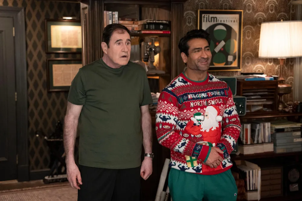 Kumail Nanjiani Praises the No Hazing Set on Only Murders in the Building