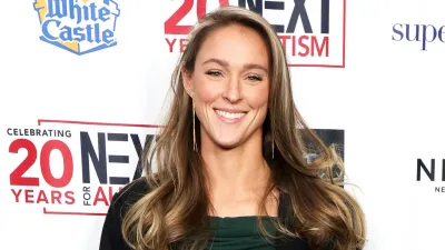 Kylie Kelce Jokes Her Past Pregnancy Denial Are Famous Last Words After Announcing Baby No 4