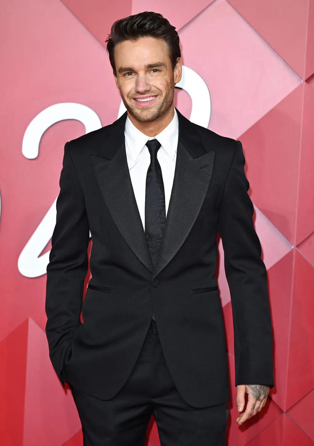 Liam Payne Friend Roger Nores Denies Abandoning Singer Before Death 3