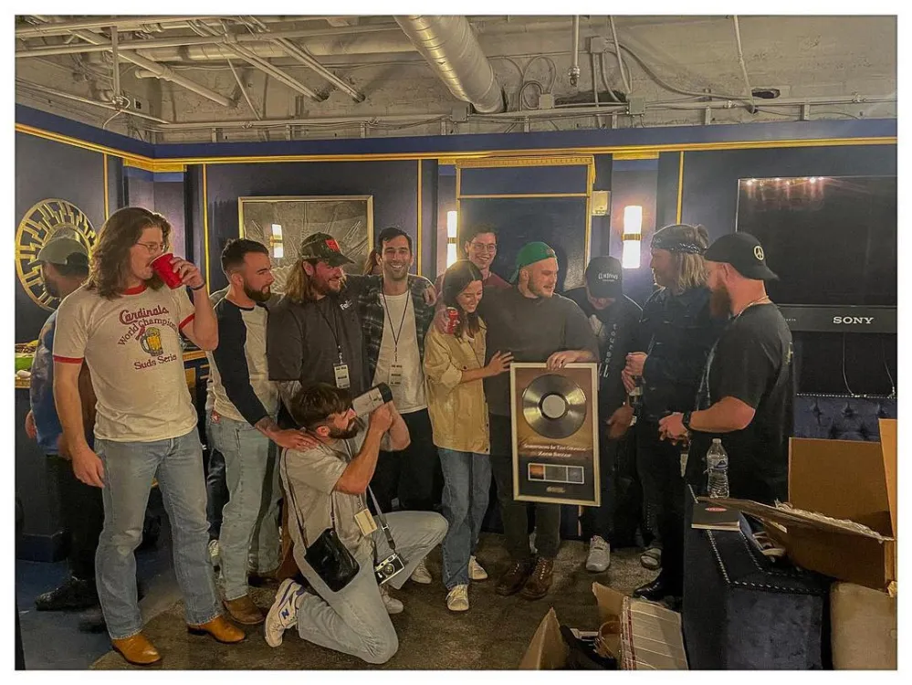 Looking Back at Zach Bryan s Relationship With Ex Girlfriend Deb Peifer 0020