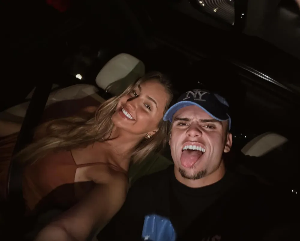 Los Angeles Galaxys Gabriel Pec and Wife Isabellas Relationship Timeline