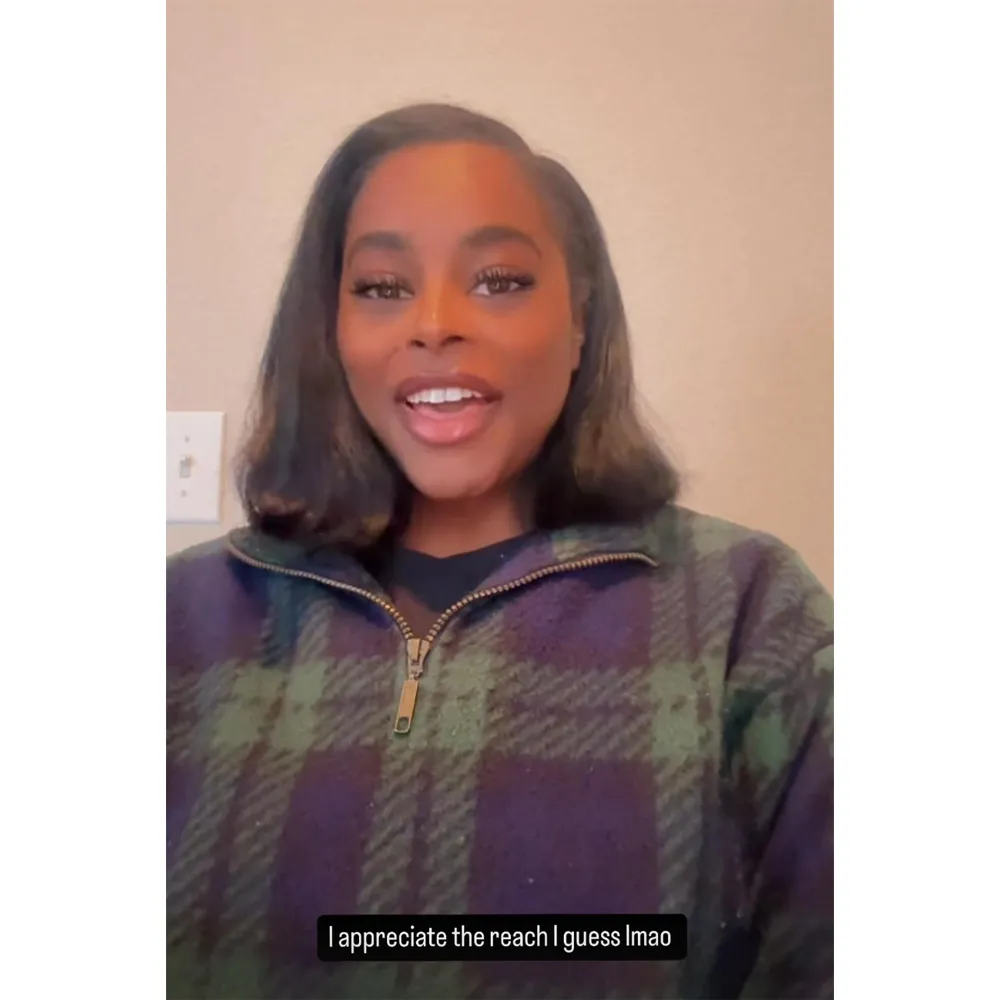 Love Is Blinds Ashley Denies Pregnancy Rumors I Gotta Stop Rubbing My Stomach