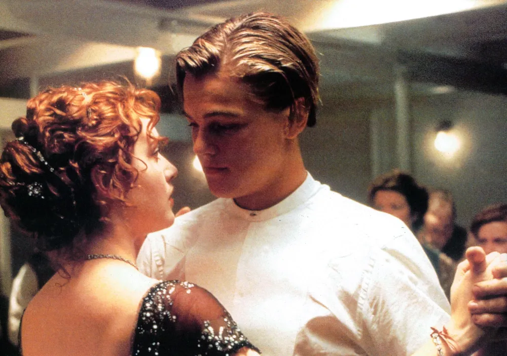 Margot Robbie us&oacute; la banda sonora de Titanic para llorar en una escena &mdash; y luego pasaron Leo y Kate 0199