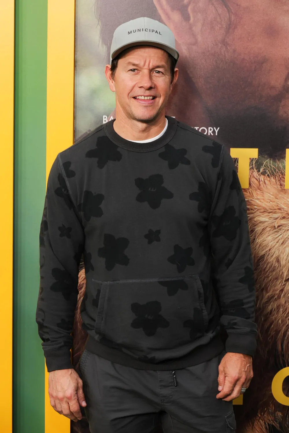 Mark Wahlberg s Las Vegas Restaurant Is Open for Business After Fire Nearly 2 Months After Opening 727