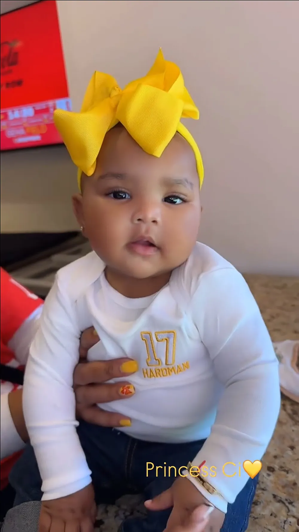 Mecole Hardman Jr. and Fiancee Chariah Gordon Bring 2 Kids to Kansas City Chiefs Game for 1st Time