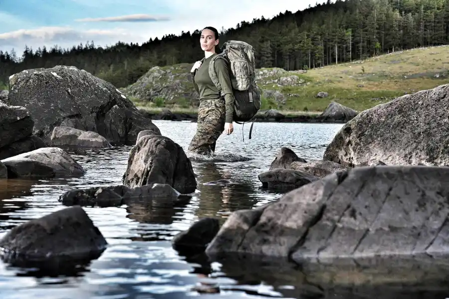 Meet Special Forces Season 3 Cast Denise Richards Cam Newton Bachelorette s Trista Sutter More _Christy Carlson Romano 0389