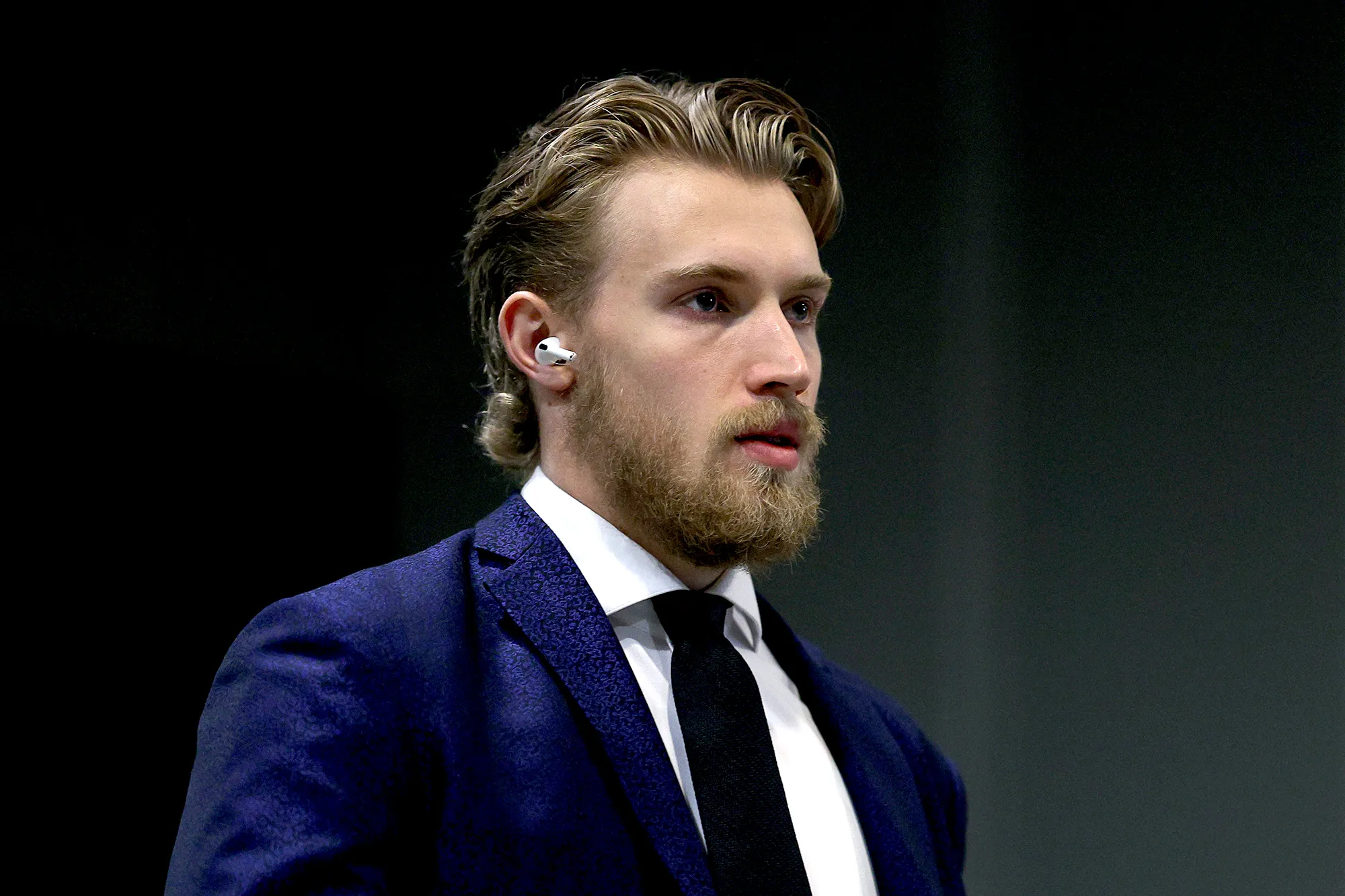 NHL Dylan Holloway Leaves Arena on Stretcher After Being Struck in the Neck By Puck