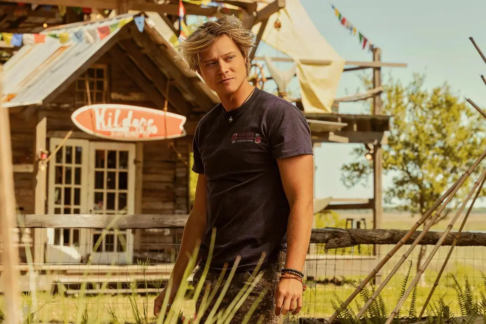 Outer Banks Biggest Offscreen Controversies and Scandals From Cast Romances to Rumored Feuds 0121