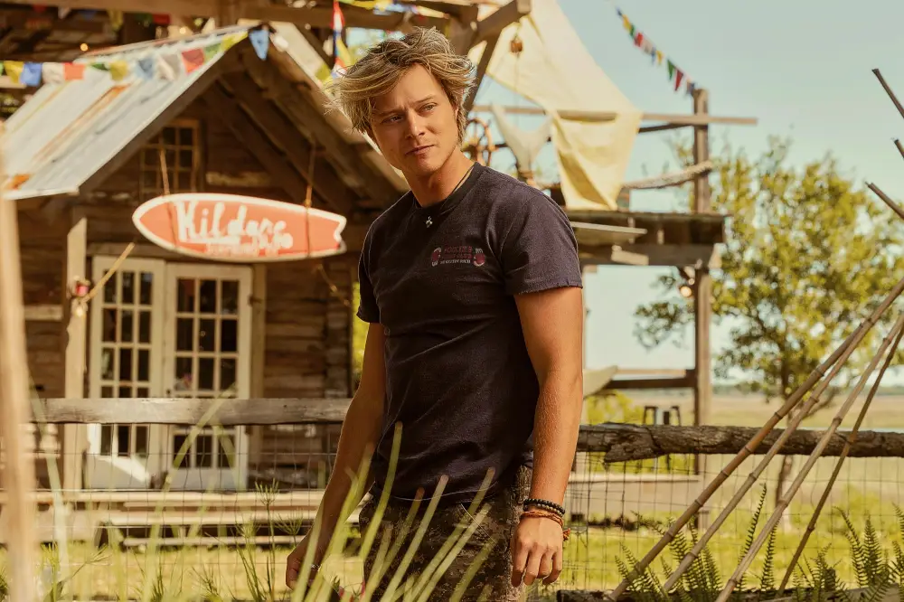 Outer Banks EP Admits They Second Guessed Season 4 Finale Death 774