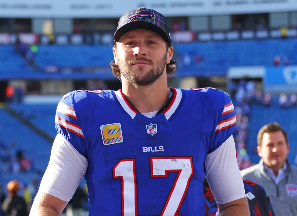 Patrick Mahomes Personal Trainer Bobby Stroupe Throws Shade at Bills After Chiefs Win Josh Allen