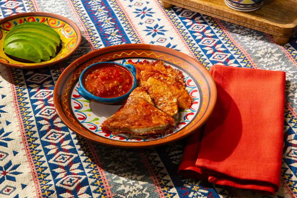 Quesadillas con salsa borracha