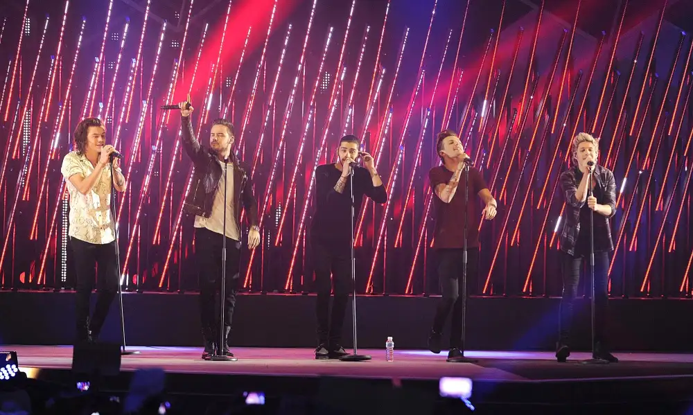 Remember When One Direction Released Four &mdash; Their Final Album With Zayn Malik 0373