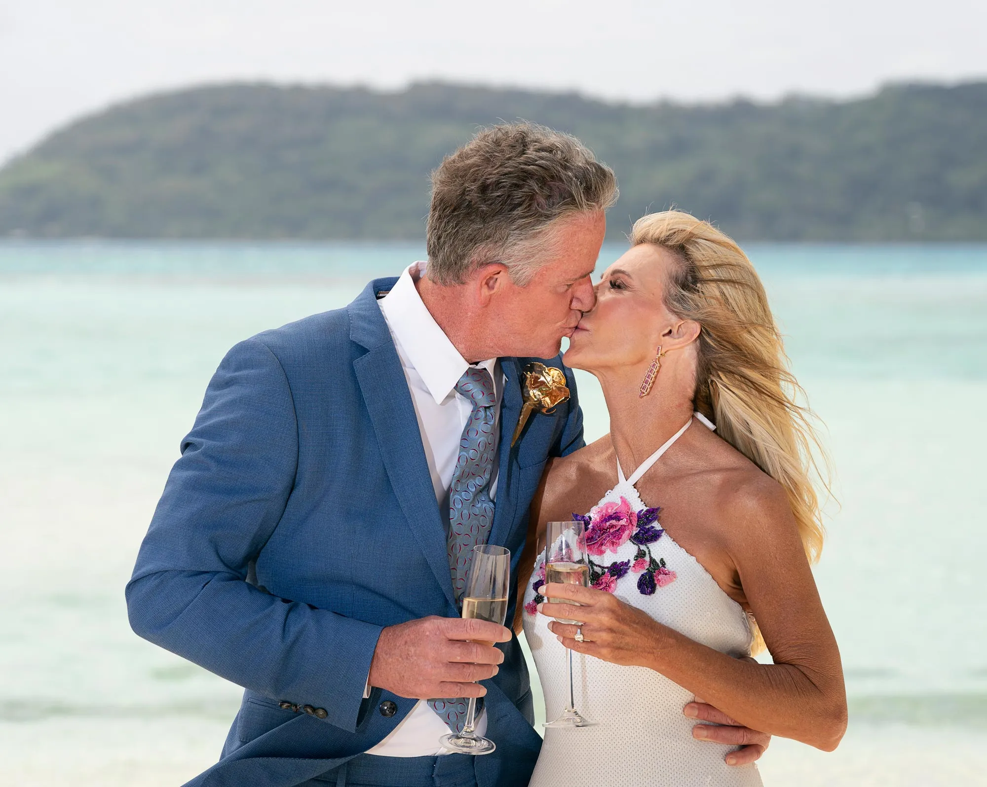 Renowned Astrologer Says The Golden Bachelorette s Joan and Chock Have Good Chance for Success 0223