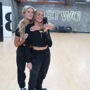 Lindsay Arnold Cries Supporting Sister Rylee During Surprise ‘DWTS’ Season 33 Finale Appearance
