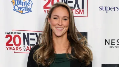 See the 1st Glimpse Inside Kylie Kelce s Podcast Studio — Complete With a Middle Finger Statuette 722